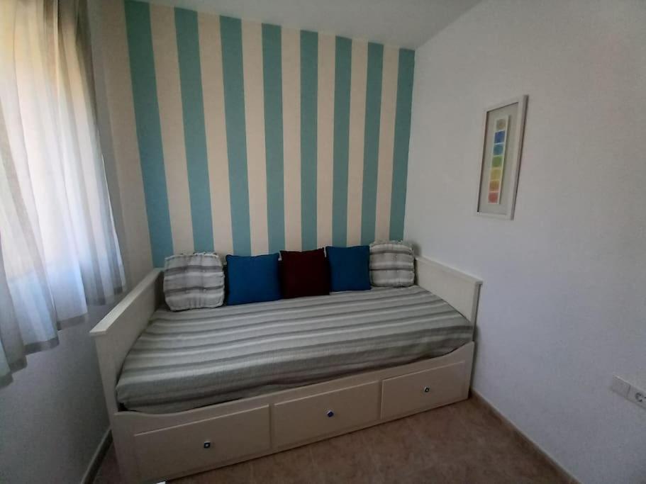 Apartamento Tranquilo Cerca De Zonas Verdes Cieza Bagian luar foto