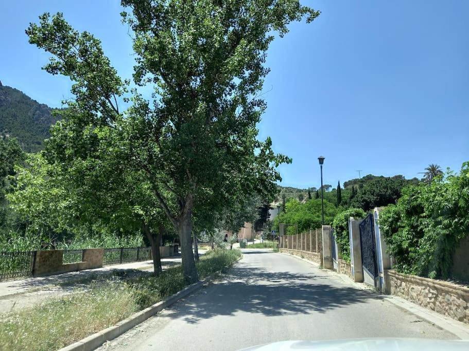 Apartamento Tranquilo Cerca De Zonas Verdes Cieza Bagian luar foto